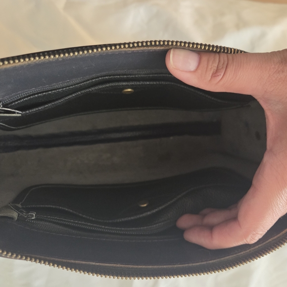 Dooney & Bourke Black Crossbody Bag - Picture 5 of 10